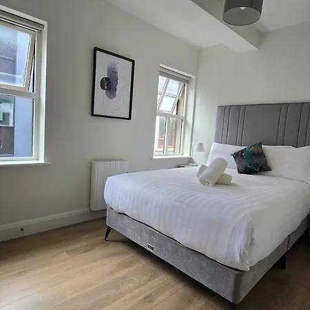 Centre, 3 Bedroom, Sleeps 6 Apartmán