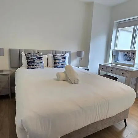 Centre, 3 Bedroom, Sleeps 6