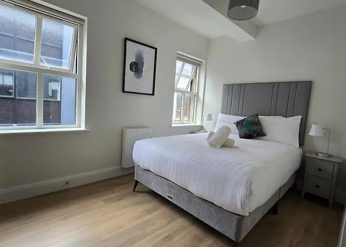 Centre, 3 Bedroom, Sleeps 6 Lejlighed