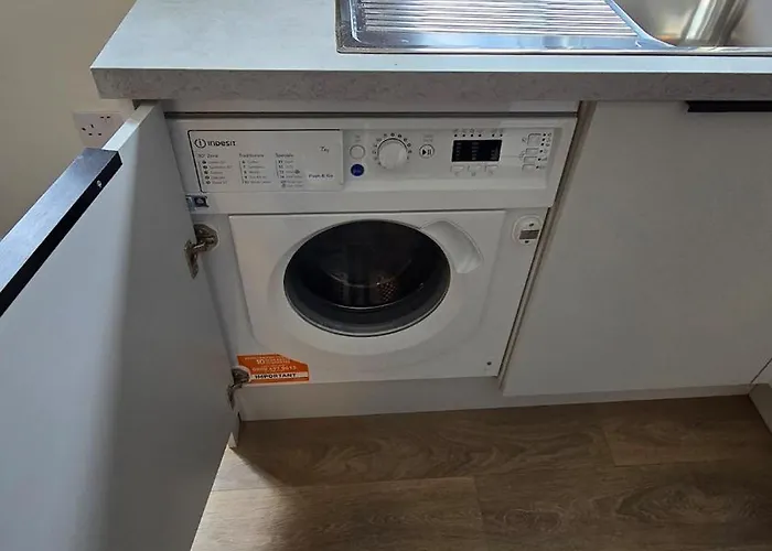 Centre, 3 Bedroom, Sleeps 6 Galway